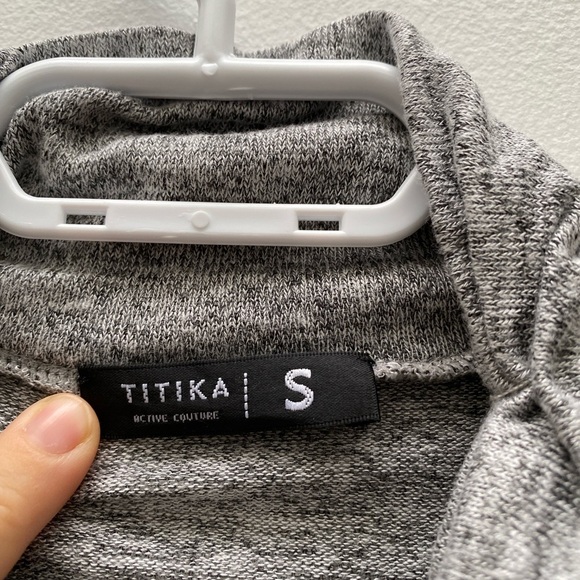 Titika Active - The Ashleen Crop Top - Picture 5 of 6